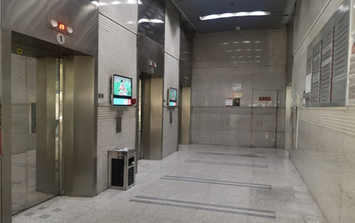 盈都大厦电梯厅